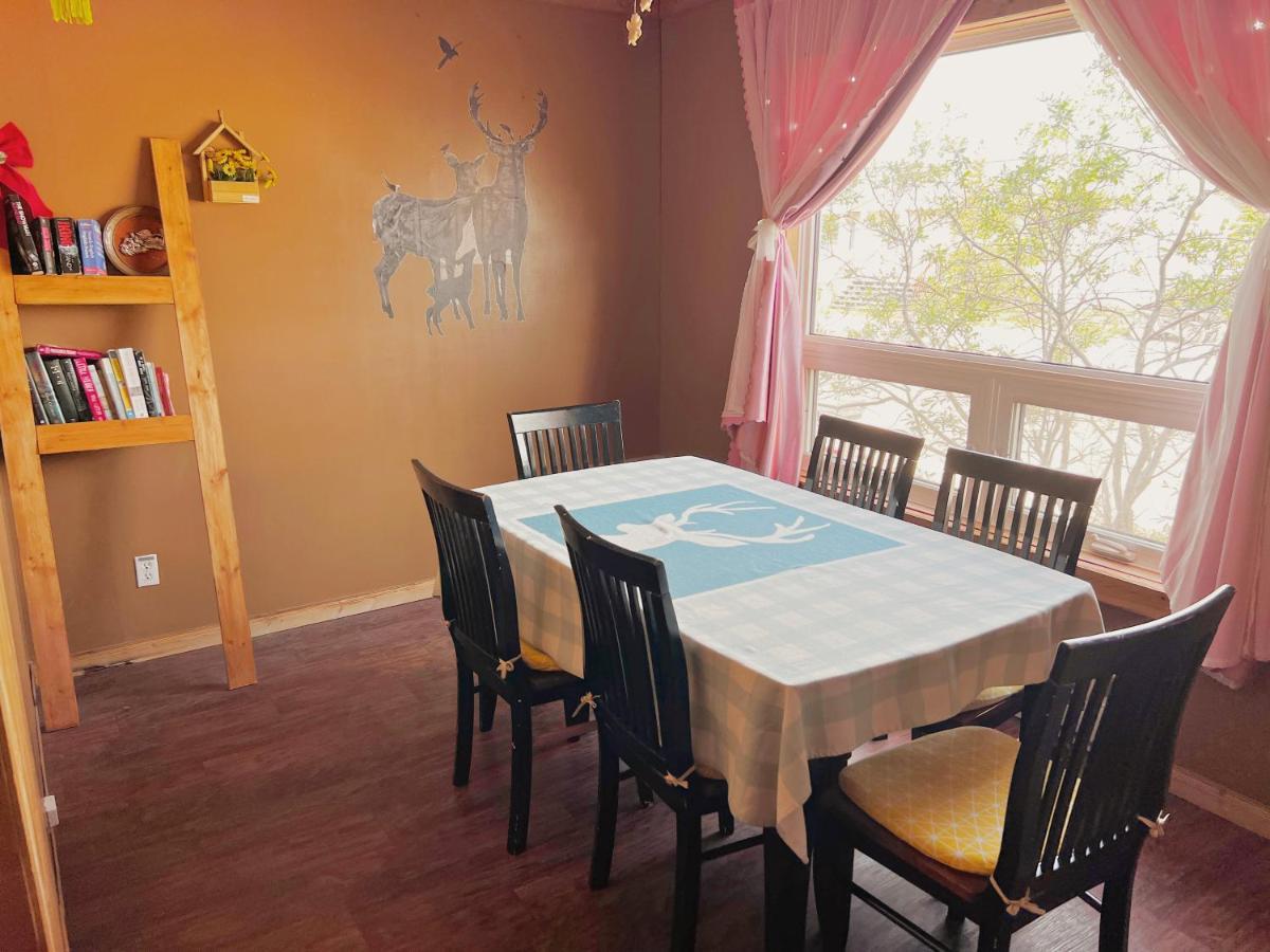 Sarah'S Dreamhouse B&B Churchill Ngoại thất bức ảnh