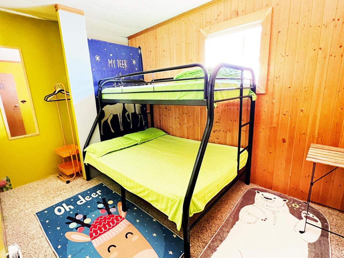 Sarah'S Dreamhouse B&B Churchill Ngoại thất bức ảnh